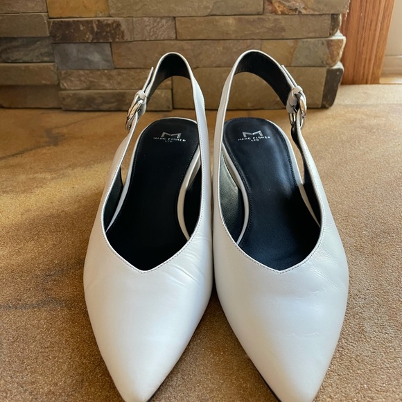 Shoos - Picture 3 of 7